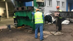 СИЗИФ - Фото Перемещение станков весом в 10 тонн, номер 12181