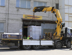 СИЗИФ - Фото Перевозка и разгрузка тяжелой рентген камеры весом 14 тонн, номер 23151