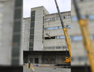 СИЗИФ - Фото Подъём конвейерной линии через окно на высоту 25 метров, номер 23329
